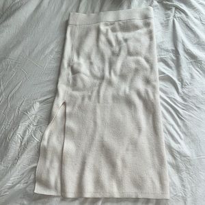 Abercrombie & fitch white ribbed sweater midi skirt with slit